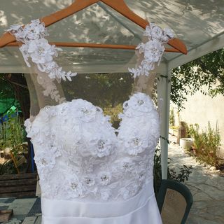 Vestido novia blanco - velo y arco
40-42
