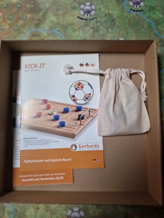 KICK-IT: Juego de mesa familiar