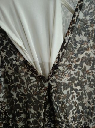 Vestido Pull&Bear estampado marrón