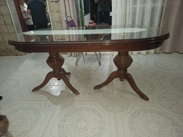 Mesa ovalada cristal madera