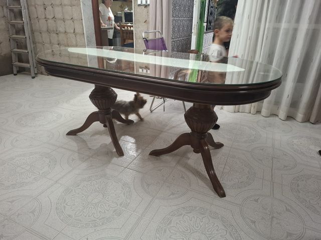 Mesa ovalada cristal madera