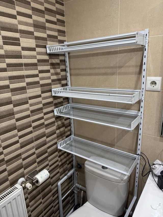 Estantería baño / lavadora metal blanco.