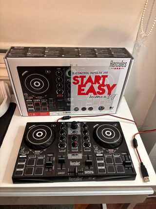 Mesa de mezclas Hercules DJ Control Inpulse 200