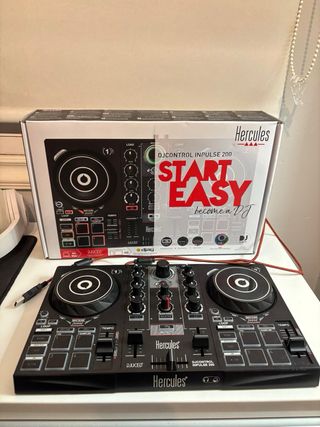 Mesa de mezclas Hercules DJ Control Inpulse 200