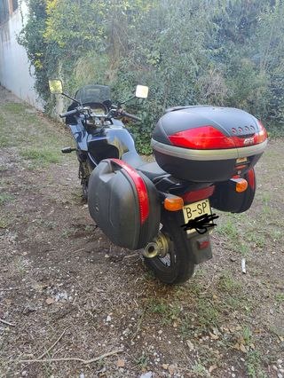 Yamaha Diversion 900 - Moto