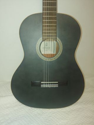 Guitarra Admira Luna Negra