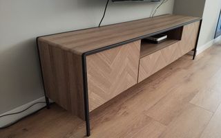 Mueble TV madera-metal 2 puertas
