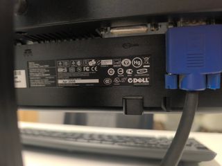 Monitor Dell da 19" - DVI-VGA SE198WFPF