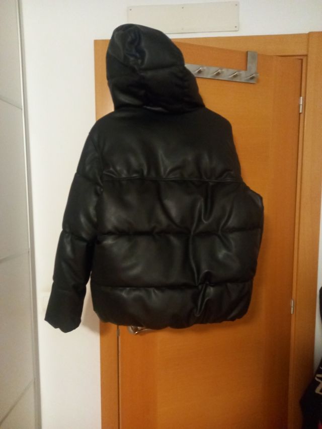 Cazadora acolchada Zara negra