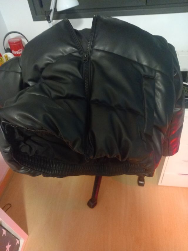 Cazadora acolchada Zara negra