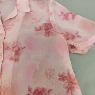 Blusa gasa rosa manga corta