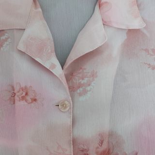 Blusa gasa rosa manga corta