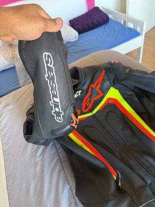 Mono Alpinestars Motegi V3 2 piezas
