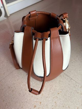 Bolso bandolera pequeño beige y marrón