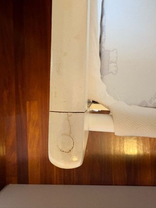 Minicuna blanca y beige- Cuna bebé