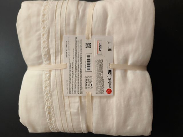 Sábana encimera Zara Home blanca 50%descuento.
