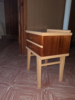 Mesita noche vintage años 50