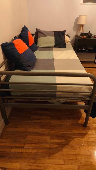 Cama Ikea 90cm - Metalica