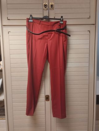 Pantalón rojo mujer cinturon