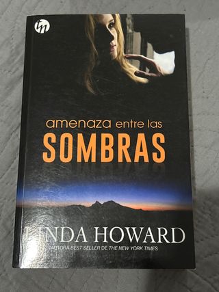 Amenaza entre las sombras (Spanish Edition)