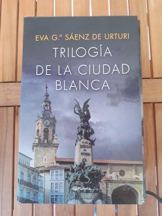 Estuche trilogía La ciudad blanca