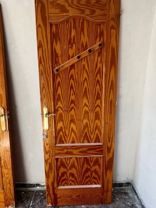 Puertas madera maciza antiguas