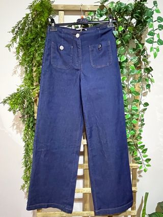 Pantalones vaqueros rectos .