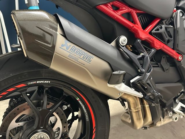 Escape Akrapovic Ducati Multistrada V4