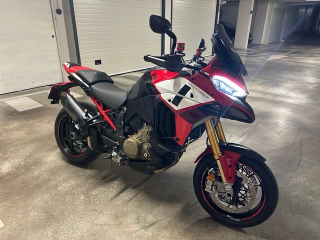 Escape Akrapovic Ducati Multistrada V4