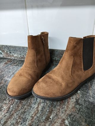 Botas Primark niña EU 33-34
