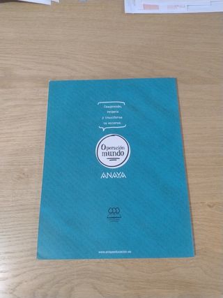 Tres libros de lengua castellana y literatura 2Eso