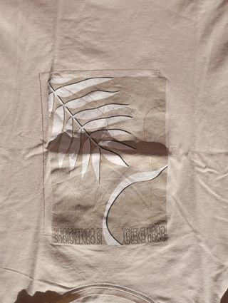 Camiseta beige estampada