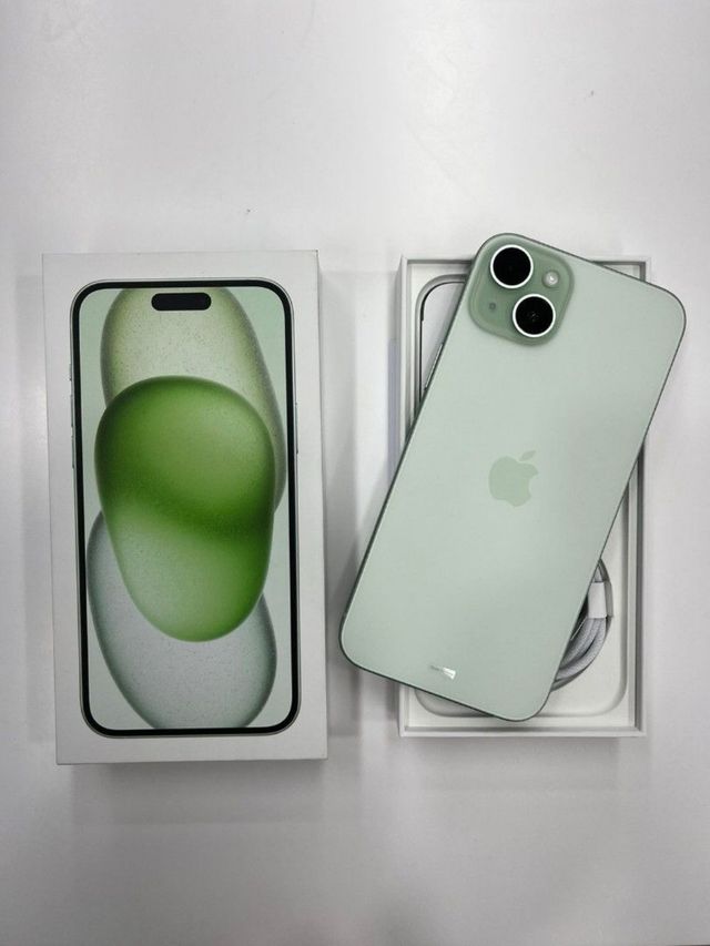 iPhone 15 plus Verde 256GB - Como Nuevo