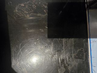 Escritorio IKEA negro + silla de ruedas de regalo
