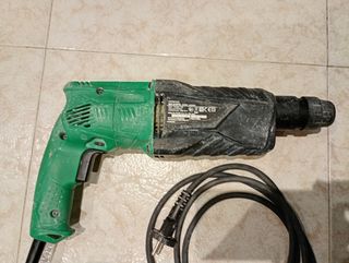 Taladro percutor Hitachi DH24PG