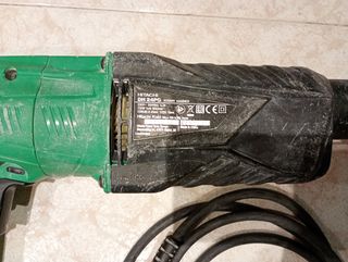 Taladro percutor Hitachi DH24PG