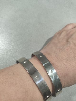 2 Pulseras Ajustables