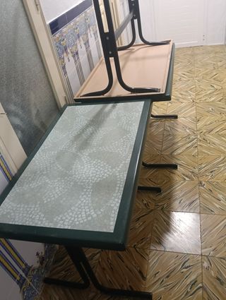3 Mesas plegables - Madera y metal
