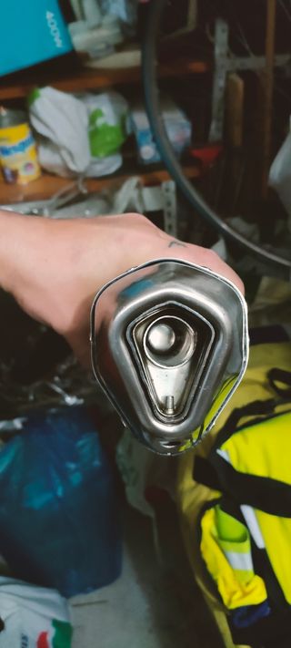 Silenciador moto Akrapovic