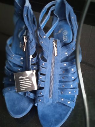 Sandalias D'Angela tacón azul, talla 39