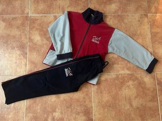 Chandal Corazonista talla 6
