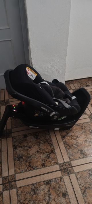 Maxi-Cosi con base Isofix 