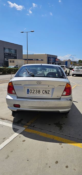 Hyundai Accent 2003 Pegatina B 