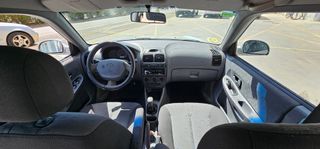 Hyundai Accent 2003 Pegatina B 
