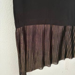 Vestido Bershka negro-dorado