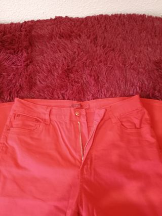 PANTALÓN ROJO 