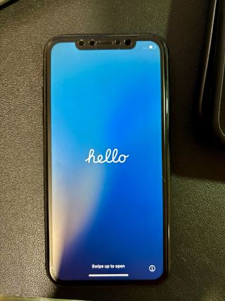 iPhone XR 128Gb negro - impecable