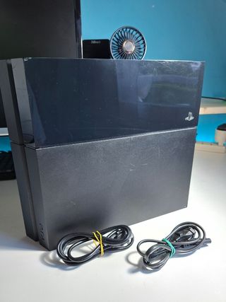 PS4 fat 500gb ricondizionata (pasta termica nuova)