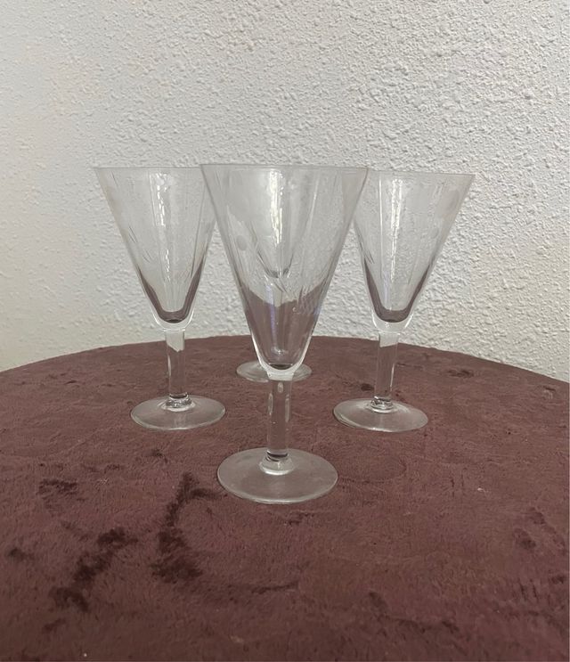 4 tazze vintage incise