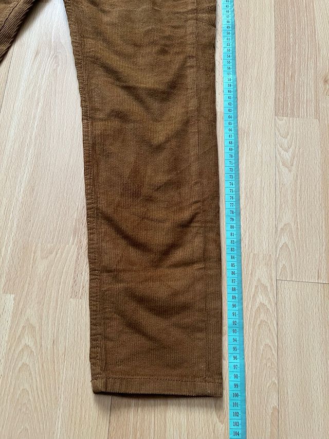 Pantalones pana marrón